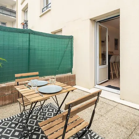 Апартаменты Centre-ville Avec Terrasse Et Parking Securise Gratuit Нант