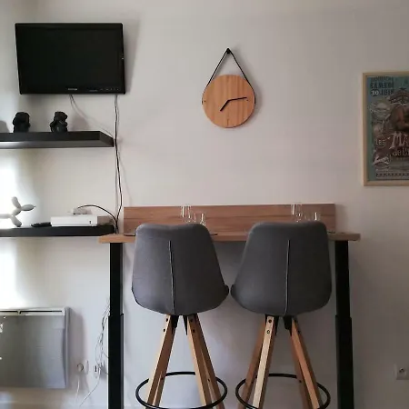 Centre-ville Avec Terrasse Et Parking Securise Gratuit *